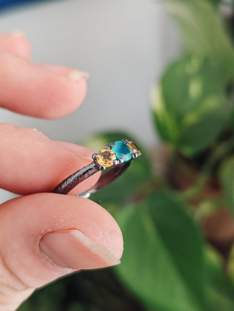 "SIDNEY" TEXTURIZED RING - CHRISOPHRASE and CITRINE GEMSTONES - 925 STERLING SILVER HANDMADE - BY CALERO DESIGN - SIZE 7 USA