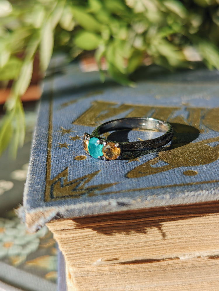 "SIDNEY" TEXTURIZED RING - CHRISOPHRASE and CITRINE GEMSTONES - 925 STERLING SILVER HANDMADE - BY CALERO DESIGN - SIZE 7 USA