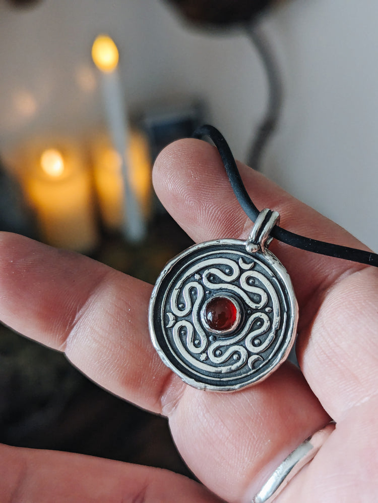 HECATE WHEEL COIN PENDANT WITH CARNELIAN GEMSTONE - 925 STERLING SILVER TALISMAN NECKLACE WAX STAMP SEAL - LABYRINTH STROPHALOS