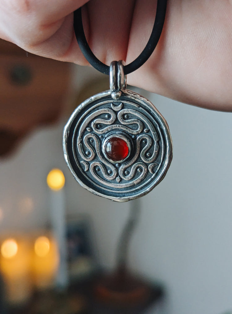 HECATE WHEEL COIN PENDANT WITH CARNELIAN GEMSTONE - 925 STERLING SILVER TALISMAN NECKLACE WAX STAMP SEAL - LABYRINTH STROPHALOS