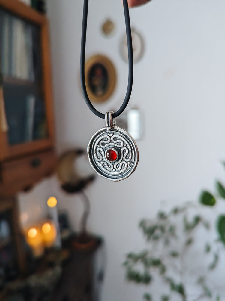 HECATE WHEEL COIN PENDANT WITH CARNELIAN GEMSTONE - 925 STERLING SILVER TALISMAN NECKLACE WAX STAMP SEAL - LABYRINTH STROPHALOS
