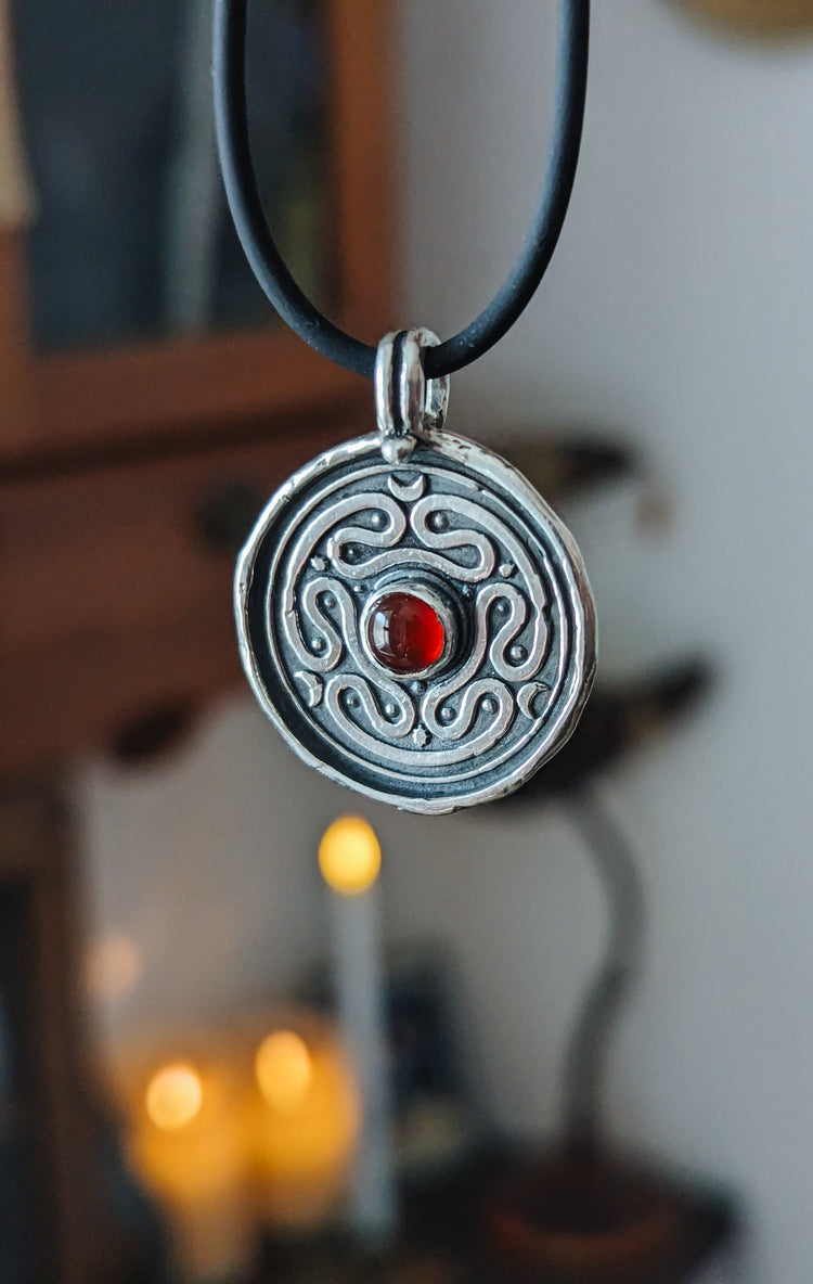 HECATE WHEEL COIN PENDANT WITH CARNELIAN GEMSTONE - 925 STERLING SILVER TALISMAN NECKLACE WAX STAMP SEAL - LABYRINTH STROPHALOS