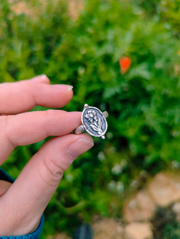 FLOWER SHADOWBOX RING - 925 STERLING SILVER HANDMADE