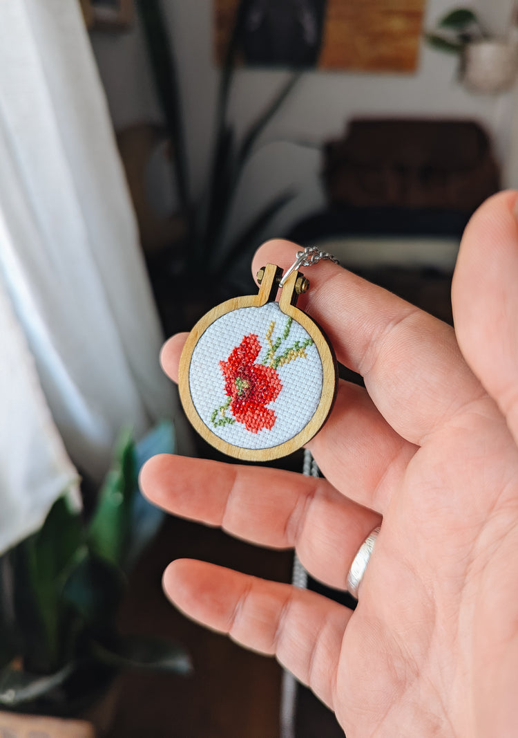 POPPY FLOWER - WOODEN CROSS STITCH NECKLACE