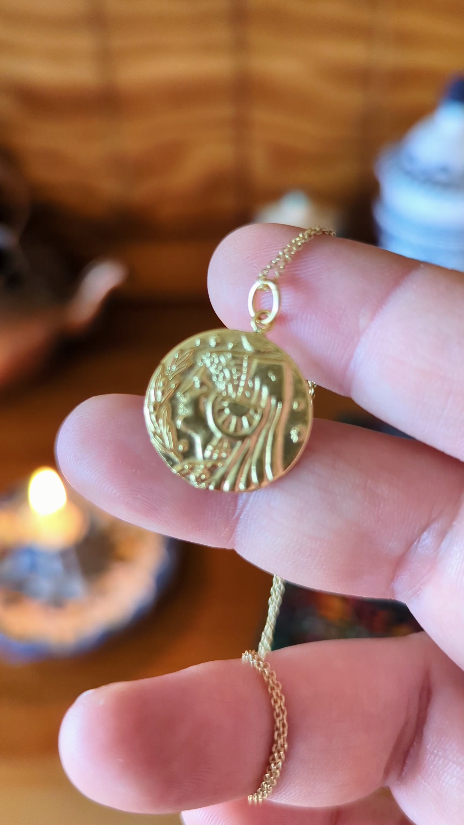 GOLDEN HECATE IBERIAN PENDANT AMULET TALISMAN WITCHERY WITCH THINGS