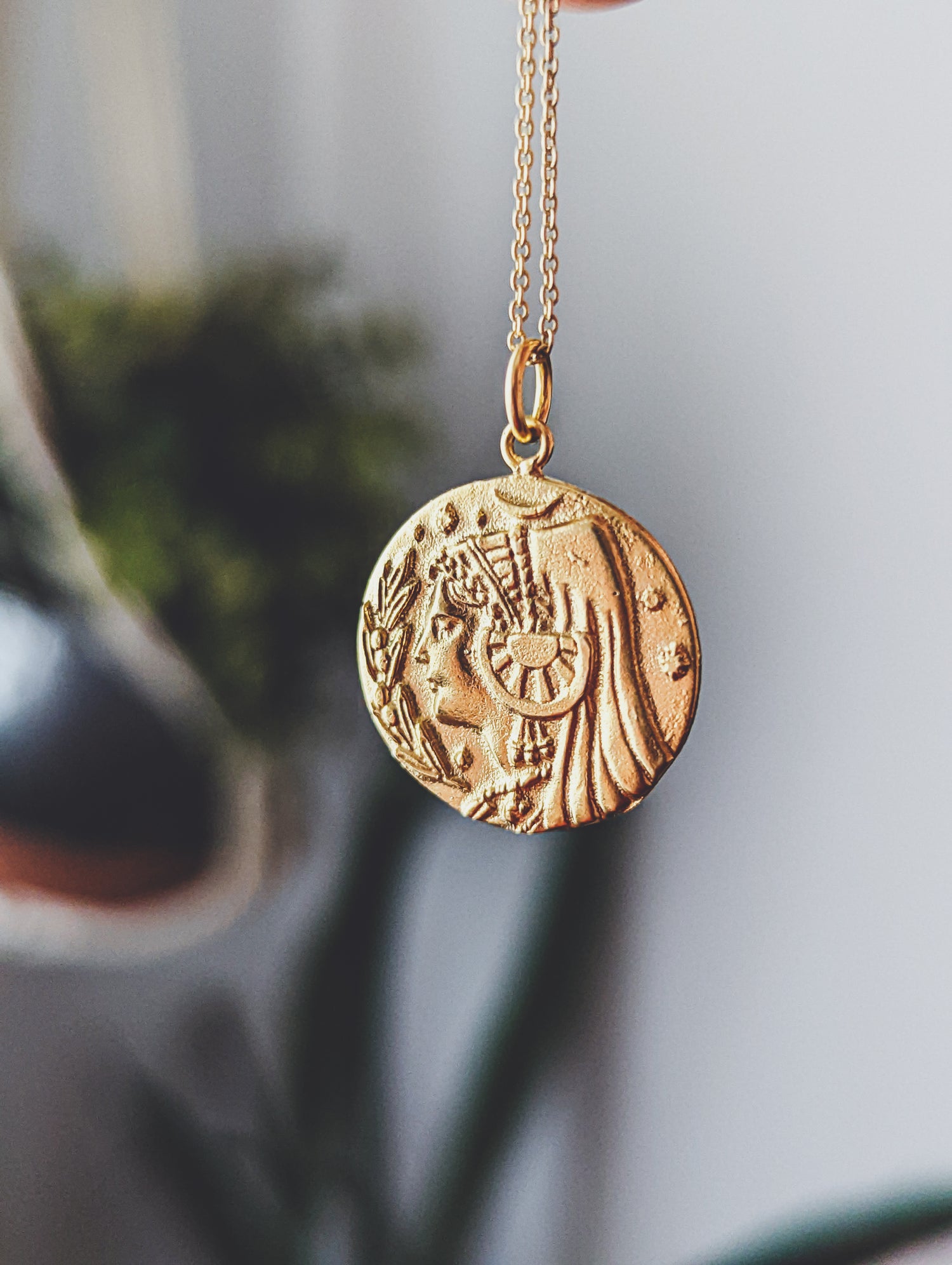GOLDEN HECATE IBERIAN PENDANT AMULET TALISMAN WITCHERY WITCH THINGS