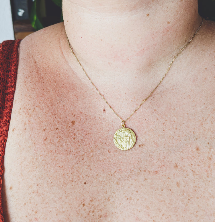 GOLDEN HECATE IBERIAN PENDANT AMULET TALISMAN WITCHERY WITCH THINGS