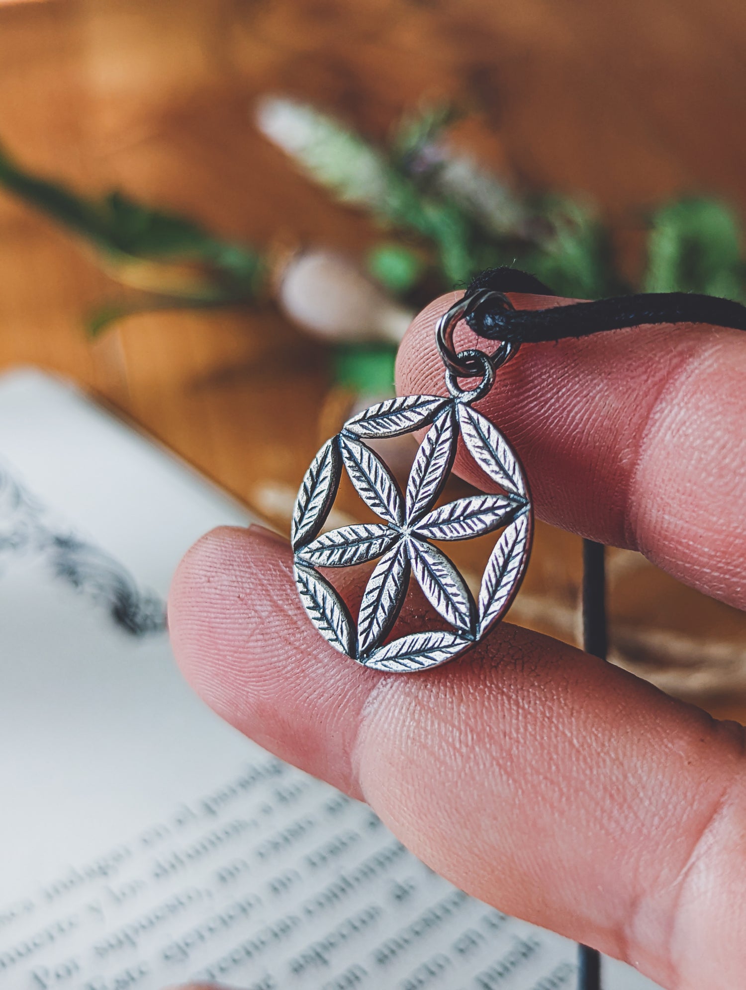 FLOWER HEXAFOIL WHEEL NECKLACE HEXAPÉTALA PLATA 925 MEDAL PENDANT
