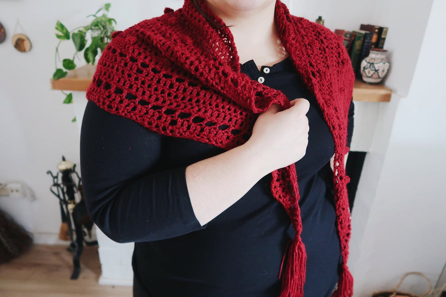 HANDMADE WITCH SHAWL RED CROCHET FOLK
