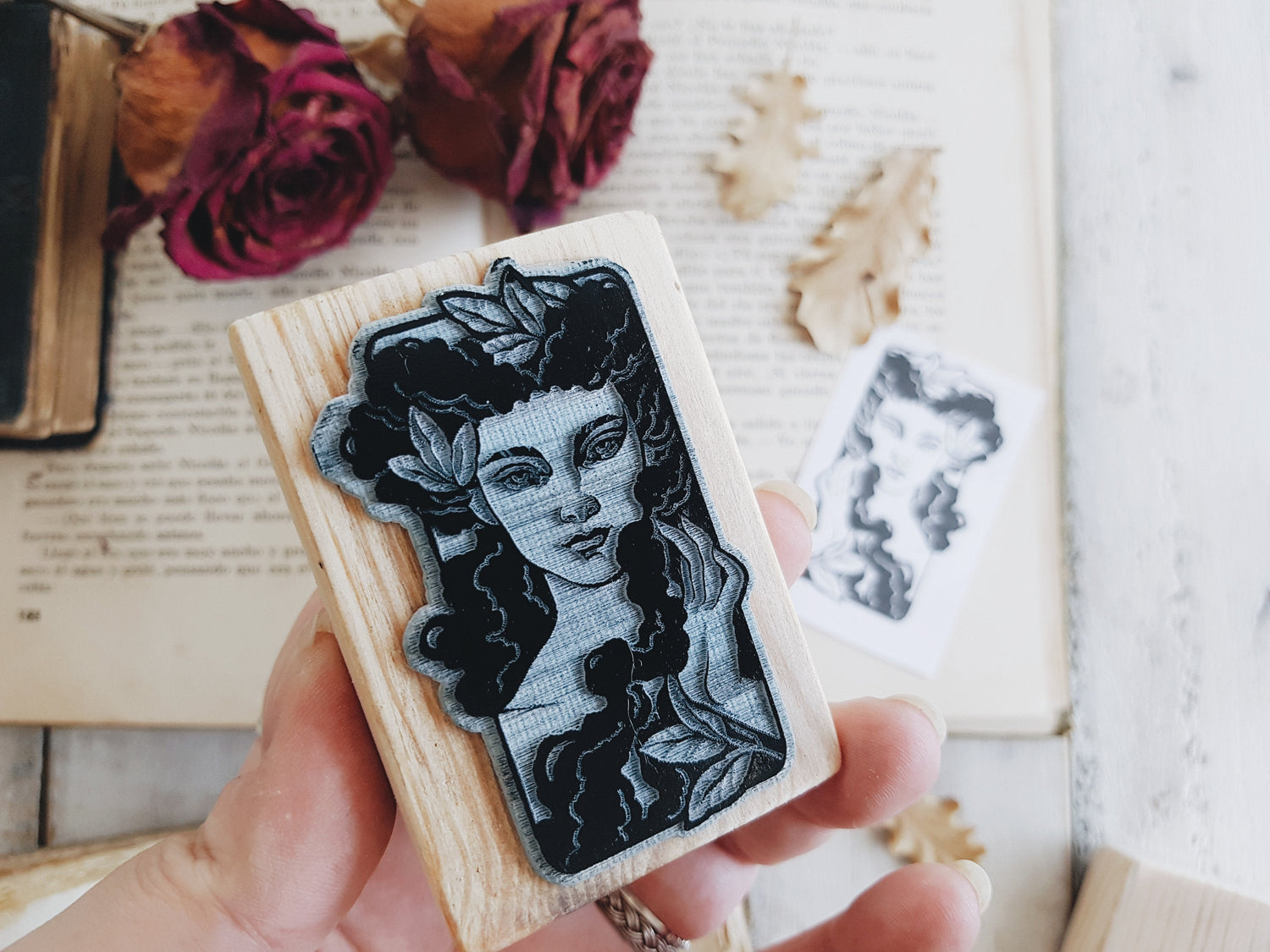 STAMP WOOD WOMAN FLOWER EX LIBRIS ART SEAL
