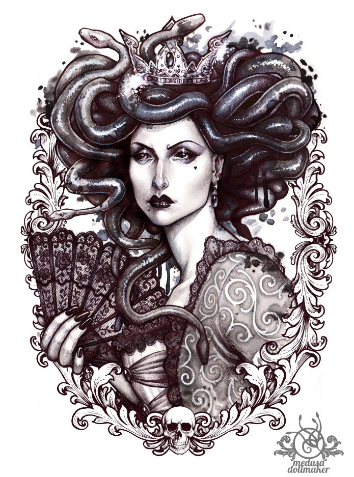 GORGONE MEDUSA SNAKES BLACK AND WHITE NOUVEAU