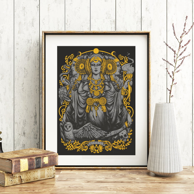 HECATE WITCH BLACK A4 GODDESSES GOLDEN WITCHERY WITCHCRAFT IBERIAN NOUVEAU PRINT