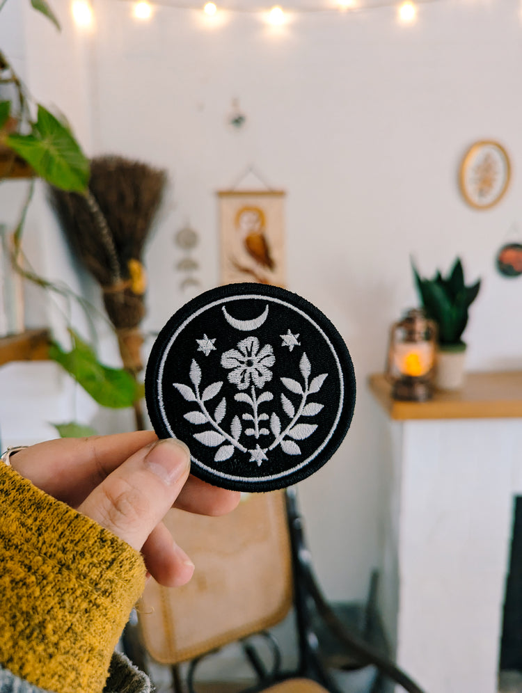 FOLK WITCH EMBROIDERED PATCH
