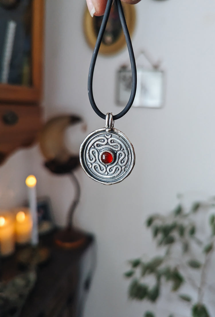 HECATE WHEEL COIN PENDANT WITH CARNELIAN GEMSTONE - 925 STERLING SILVER TALISMAN NECKLACE WAX STAMP SEAL - LABYRINTH STROPHALOS