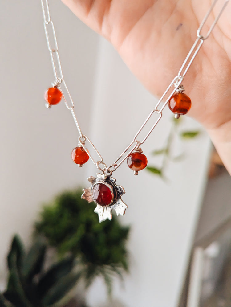 MAPPLE LEAF NECKLACE with CARNELIAN GEMSTONES - AUTUMN 925 STERLING SILVER JEWELRY