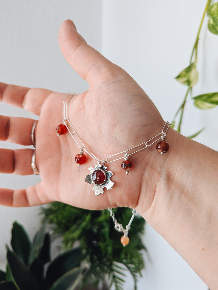 MAPPLE LEAF NECKLACE with CARNELIAN GEMSTONES - AUTUMN 925 STERLING SILVER JEWELRY