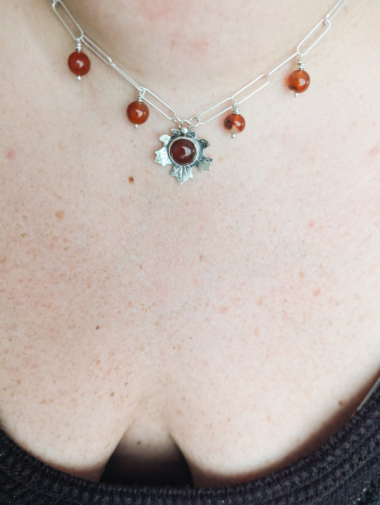 MAPPLE LEAF NECKLACE with CARNELIAN GEMSTONES - AUTUMN 925 STERLING SILVER JEWELRY