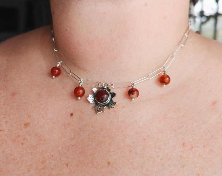 MAPPLE LEAF NECKLACE with CARNELIAN GEMSTONES - AUTUMN 925 STERLING SILVER JEWELRY