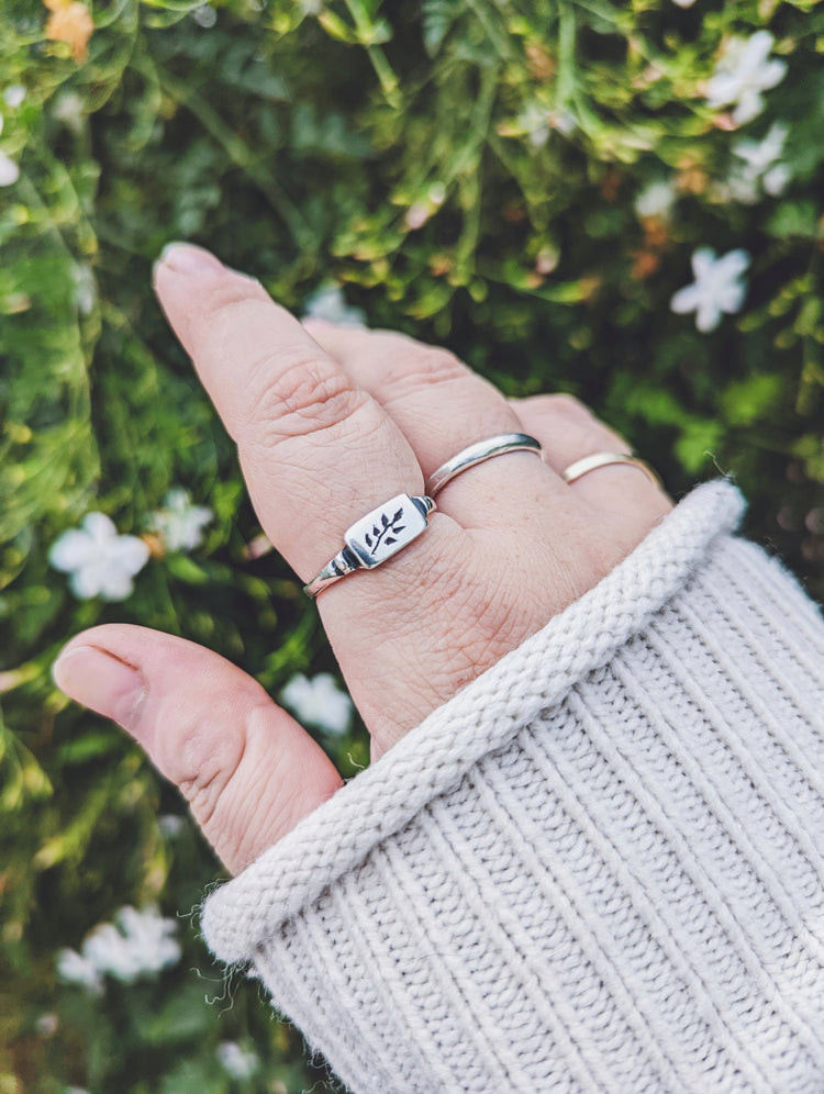 sterling silver 925 ring herbal fine handmade rustic unique cute barn ring elegant folk